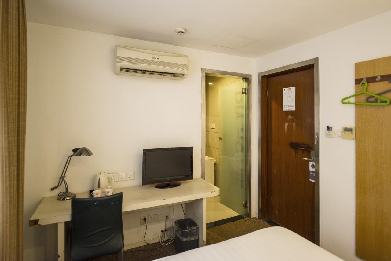 Motel Chongqing Jiefangbai Hongyadong Pedestrian Street Eksteriør bilde