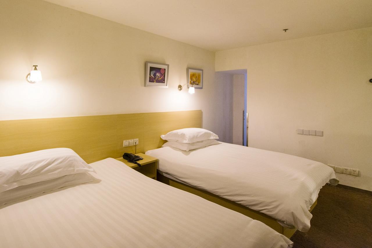 Motel Chongqing Jiefangbai Hongyadong Pedestrian Street Eksteriør bilde